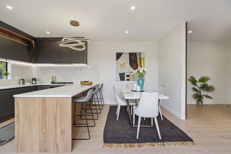 Photo of property in 24c Killarney Avenue, Torbay, Auckland, 0630