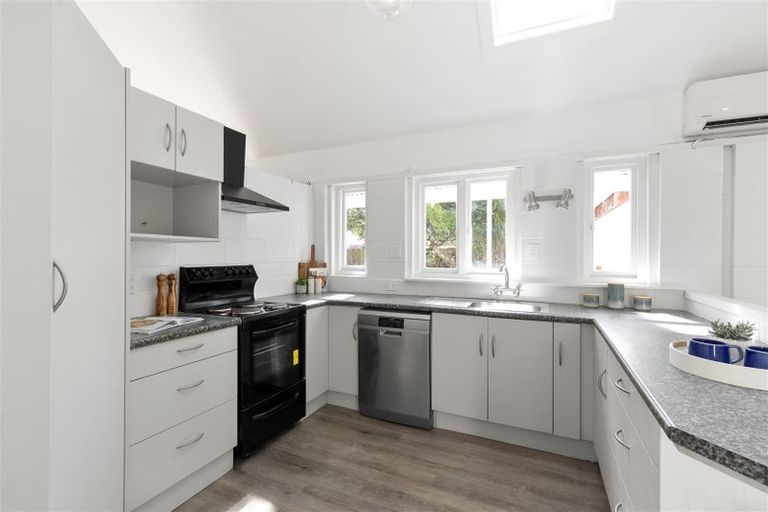 Photo of property in 33 Hornsby Street, Bishopdale, Christchurch, 8053