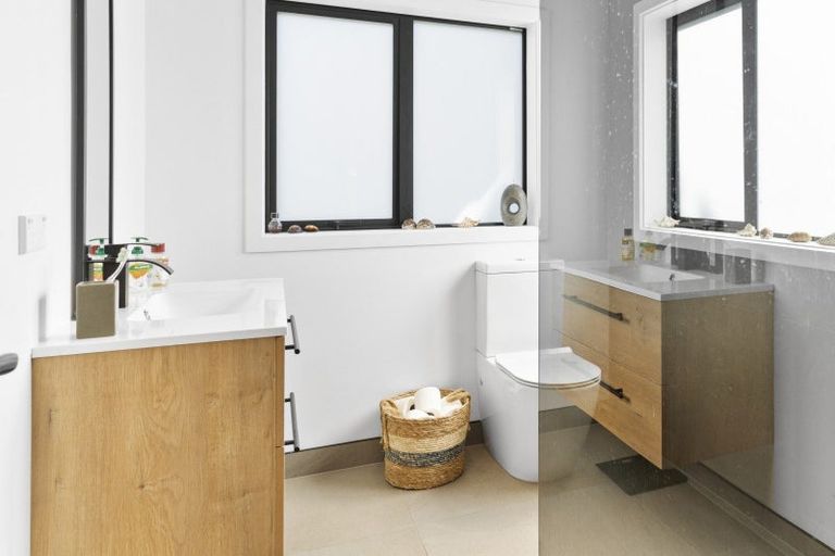 Photo of property in 9 Murphys Line, South Featherston, Featherston, 5771