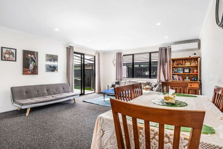 Photo of property in 1 Kaaka Street, Cambridge, 3434