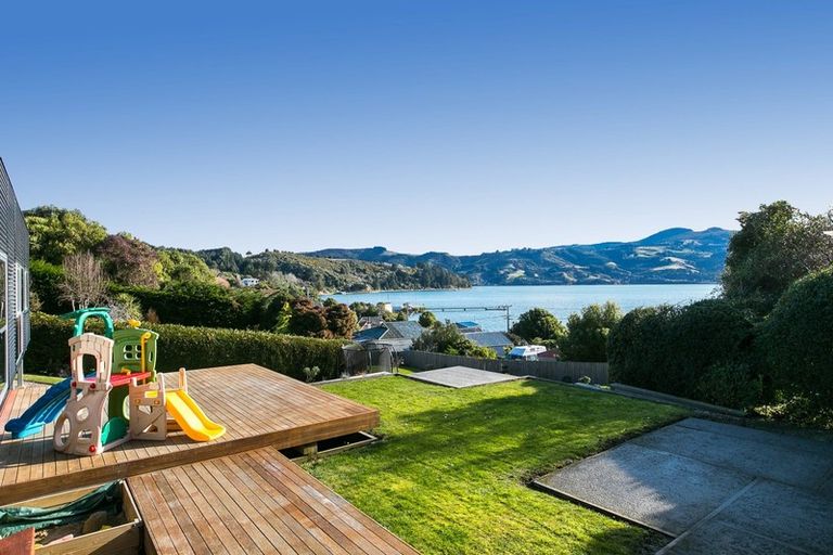 Photo of property in 35 Waikana Street, Broad Bay, Dunedin, 9014