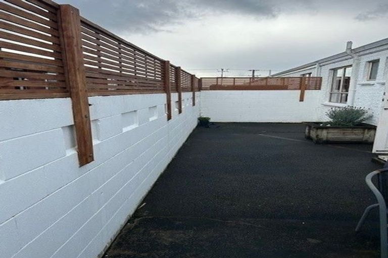 Photo of property in 4/1 Akehurst Avenue, New Lynn, Auckland, 0600