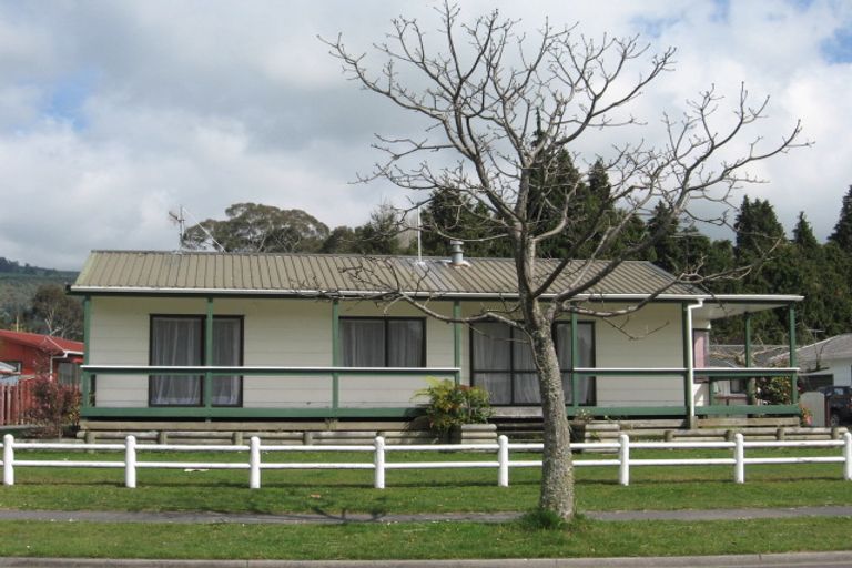 Photo of property in 59a Aquarius Drive, Kawaha Point, Rotorua, 3010