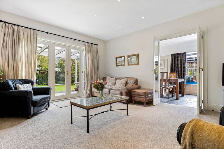 Photo of property in 141 Clyde Road, Burnside, Christchurch, 8053