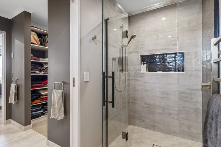 Photo of property in 342 Manutahi Road, Lepperton, New Plymouth, 4372