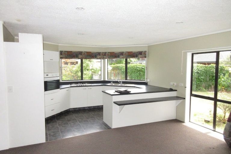 Photo of property in 22 Saint James Court, Paraparaumu, 5032
