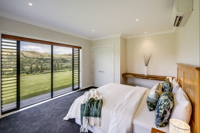 Photo of property in 103 Matangi Road, Kahuranaki, Havelock North, 4294