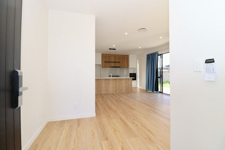 Photo of property in 213 Old Wairoa Road, Papakura, 2110