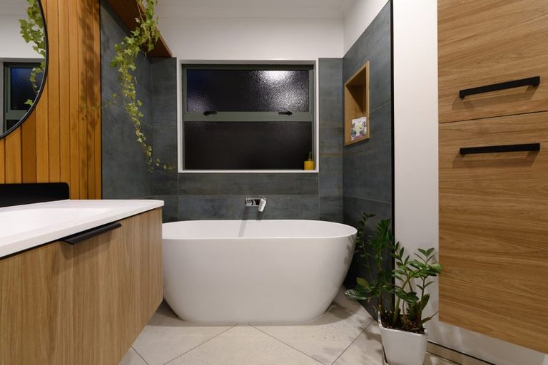 Photo of property in 40 Grantston Drive, Pyes Pa, Tauranga, 3112