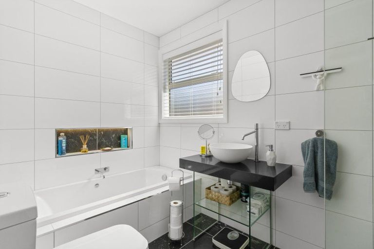 Photo of property in 52 Mcleod Street, Elderslea, Upper Hutt, 5018