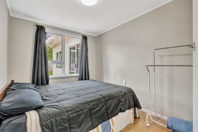 Photo of property in 5 Oak Avenue, Nawton, Hamilton, 3200