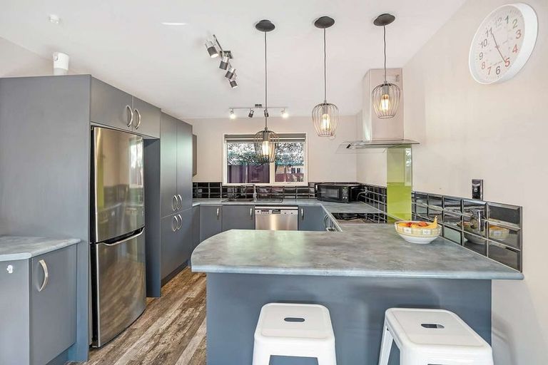 Photo of property in 30 Coronation Street, Rangiora, 7400