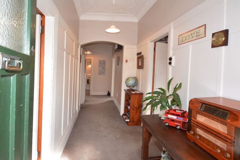 Photo of property in 90 Tomahawk Road, Andersons Bay, Dunedin, 9013