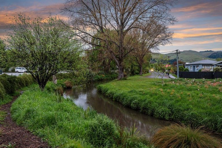 Photo of property in 126 Saint Martins Road, Saint Martins, Christchurch, 8022