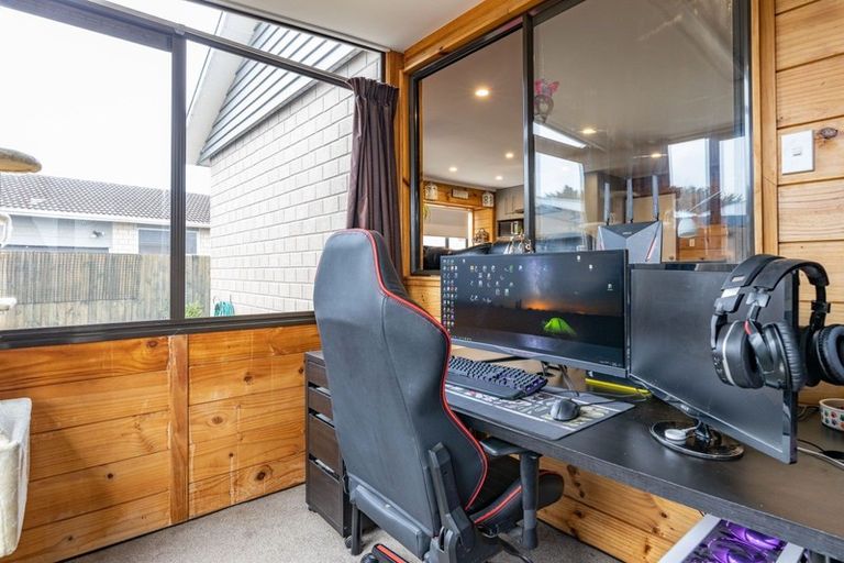 Photo of property in 11a Marriotts Road, North New Brighton, Christchurch, 8083