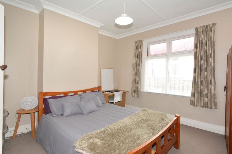 Photo of property in 90 Tomahawk Road, Andersons Bay, Dunedin, 9013