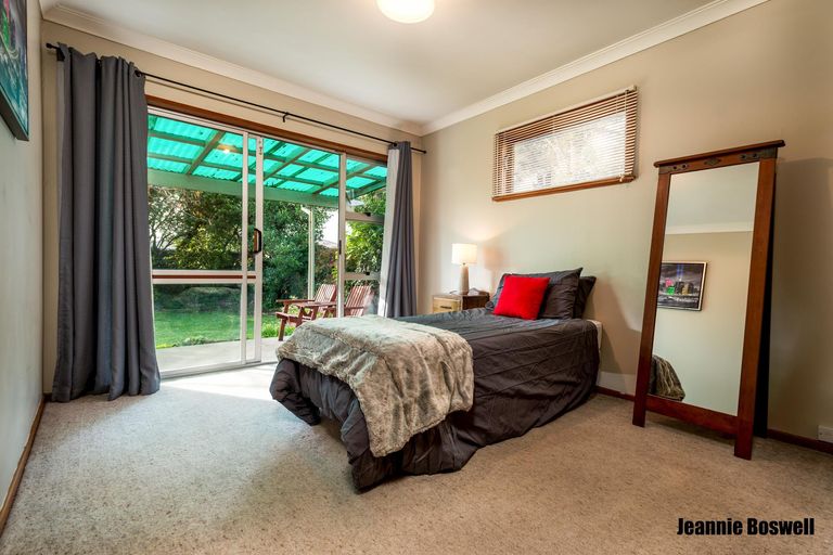 Photo of property in 16 Roy Street, Palmerston North, 4410