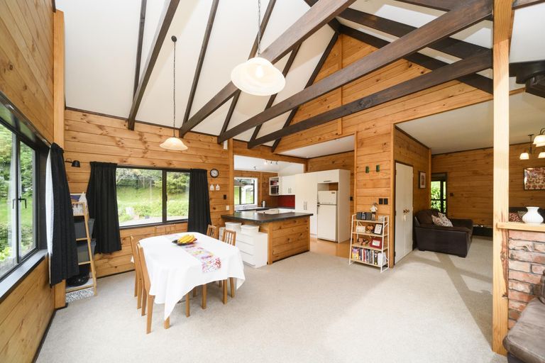 Photo of property in 15 The Bush Track, Aokautere, 4471