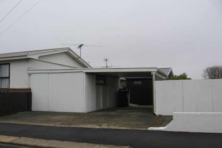 Photo of property in 55 Atkinson Street, South Dunedin, Dunedin, 9012