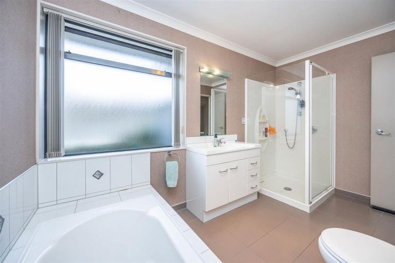 Photo of property in 36 Wentworth Drive, Rototuna North, Hamilton, 3210