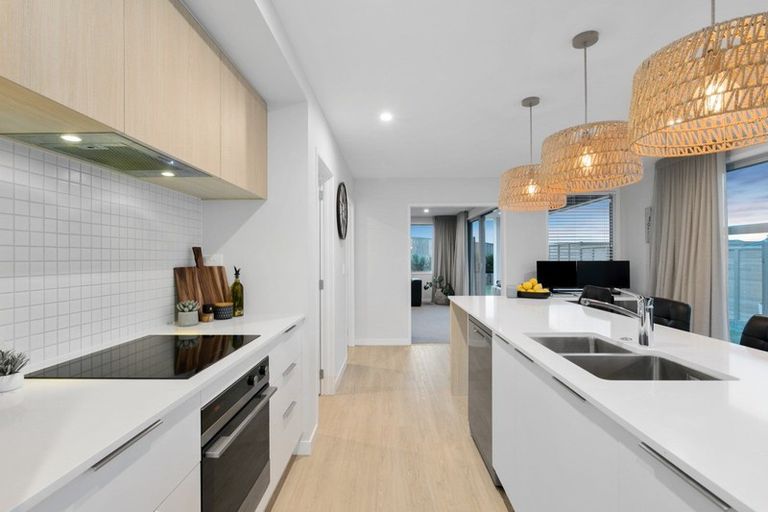 Photo of property in 15 Kiritiana Close, Pyes Pa, Tauranga, 3112