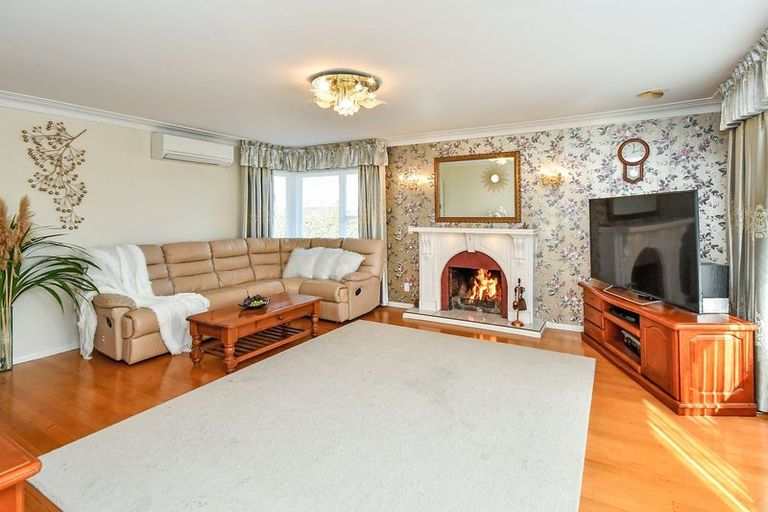 Photo of property in 75 Ridge Road, Howick, Auckland, 2014