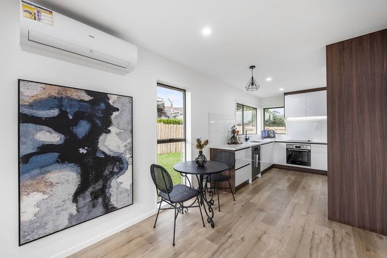 Photo of property in 2/60 Cherry Road, Bucklands Beach, Auckland, 2014