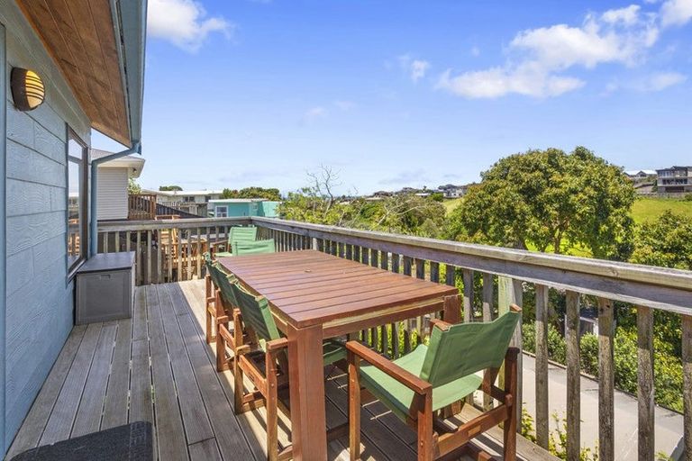 Photo of property in 27 Fyfe Road, Waihi Beach, 3611