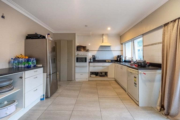 Photo of property in 19 Rosehill Drive, Rosehill, Papakura, 2113