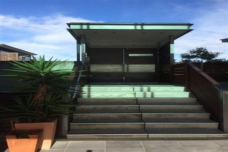 Photo of property in The Terraces, 19/9 Humber Street, Pandora, Napier, 4110