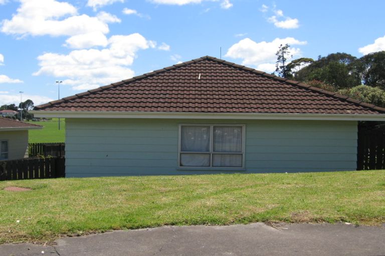 Photo of property in 2/8 Reseda Place, Papatoetoe, Auckland, 2025