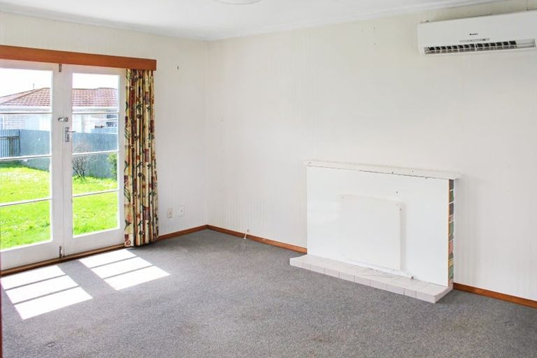Photo of property in 99 College Street, Awapuni, Palmerston North, 4412