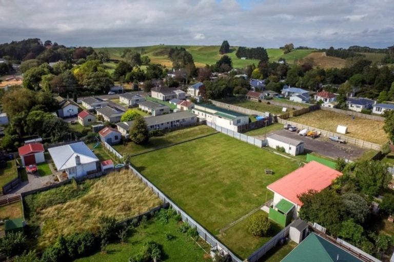 Photo of property in 49 King Edward Street, Eltham, 4322