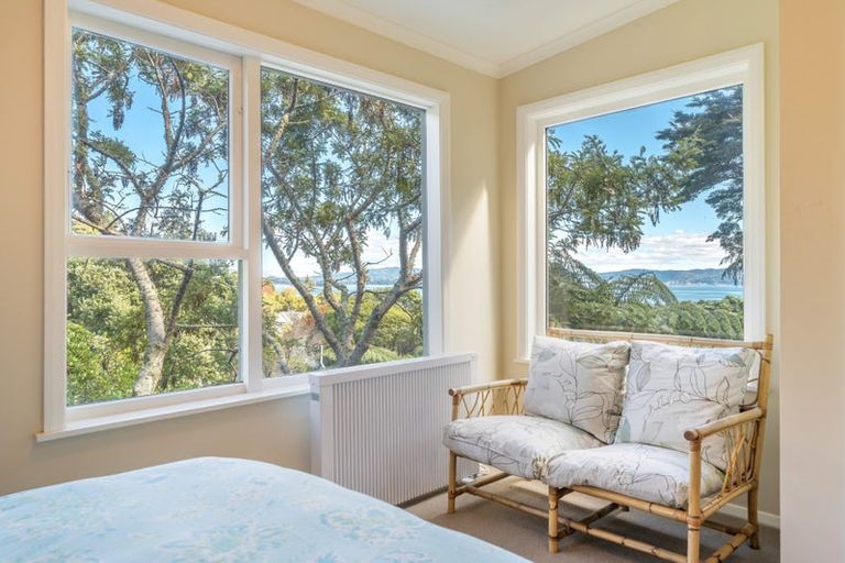 Photo of property in 27 Kotari Road, Days Bay, Lower Hutt, 5013