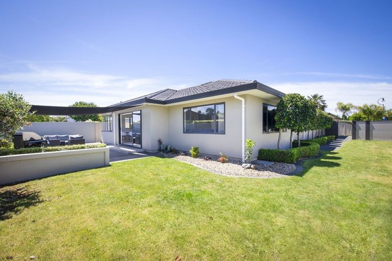 Photo of property in 9 Pinotage Drive, Greenmeadows, Napier, 4112