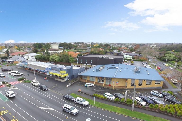 Photo of property in 163a Cambridge Road, Hillcrest, Hamilton, 3216