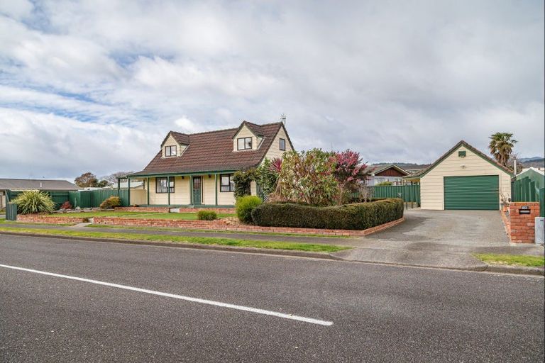 Photo of property in 14 Rimu Street, Levin, 5510