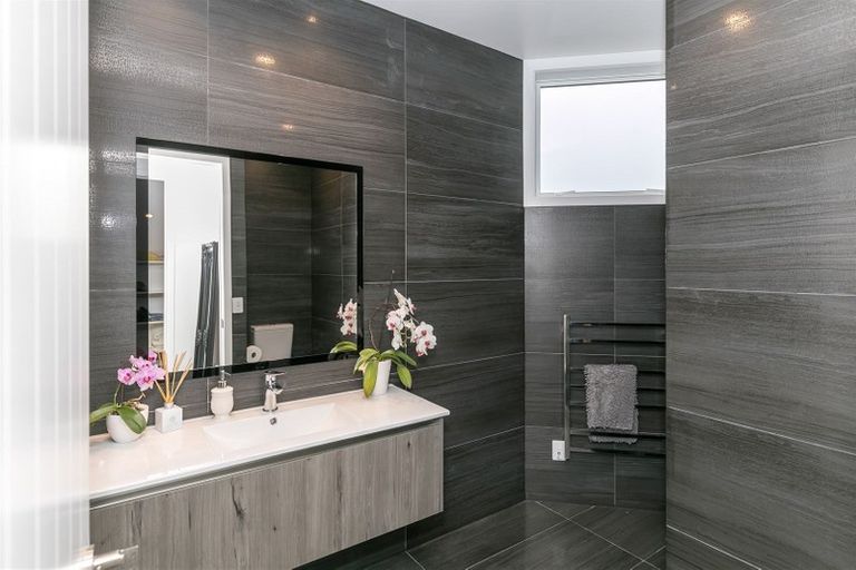 Photo of property in 43 Woodstock Road, Te Awamutu, 3879