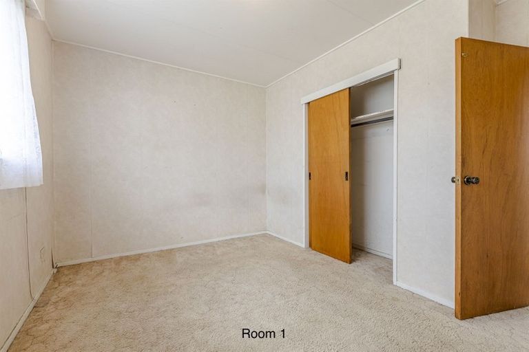 Photo of property in 8 Dove Place, Westbrook, Palmerston North, 4412