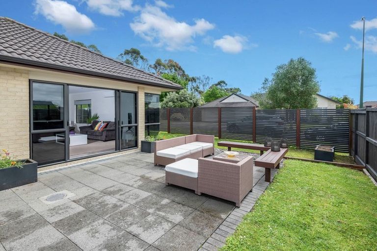 Photo of property in 24 Franshell Crescent, East Tamaki, Auckland, 2013