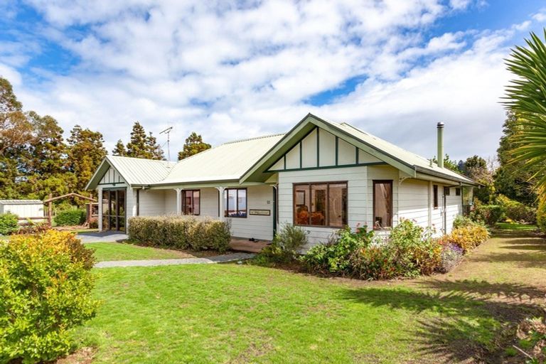 Photo of property in 53 Whangapoua Sh25 Road, Coromandel, 3506