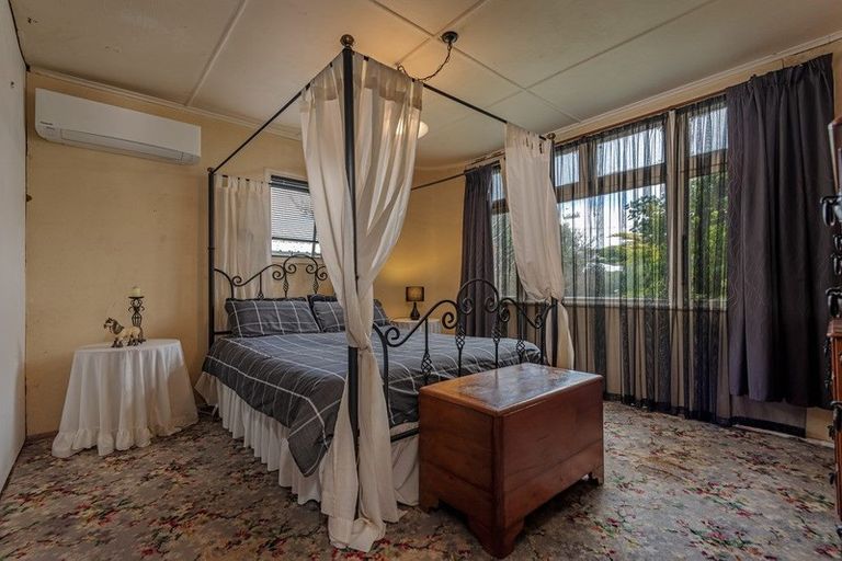 Photo of property in 3 Linklater Avenue, Foxton Beach, Foxton, 4815