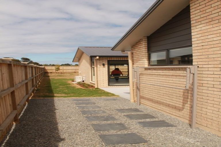 Photo of property in 16b Marine Garden Crescent, Beachlands, Auckland, 2018