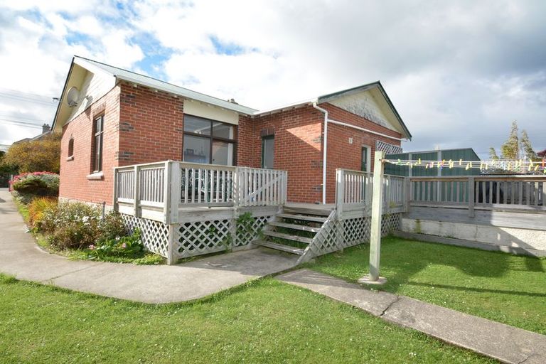 Photo of property in 90 Tomahawk Road, Andersons Bay, Dunedin, 9013