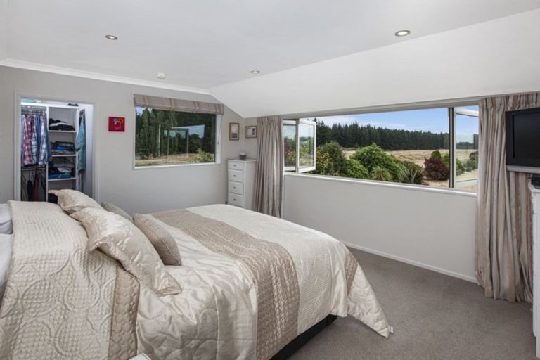 Photo of property in 47 Ruahine Place, Parklands, Christchurch, 8083