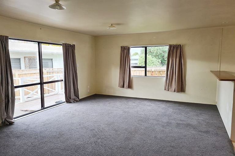 Photo of property in 13a Dixon Street, Carterton, 5713