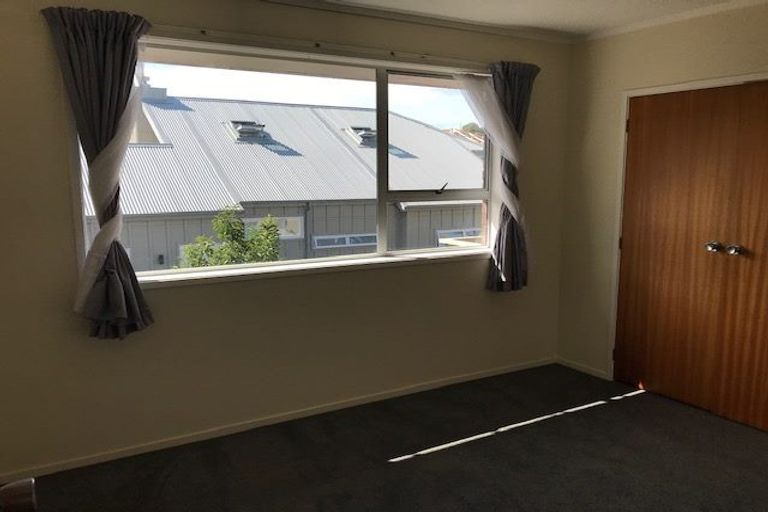 Photo of property in 2/31 Mccrystal Avenue, Bucklands Beach, Auckland, 2012