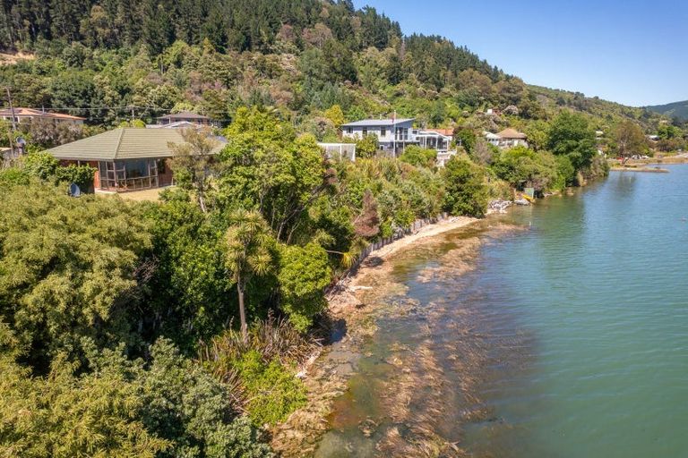 Photo of property in 2 Cook Street, Havelock, 7100