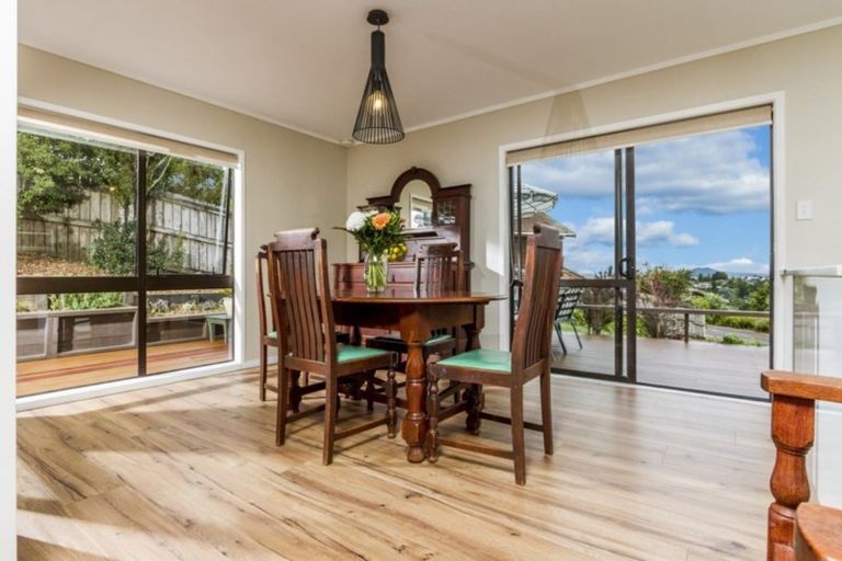 Photo of property in 9 Cairnbrae Court, Northcross, Auckland, 0632