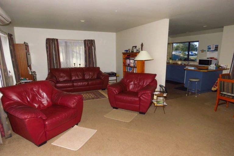 Photo of property in 48 Derby Street, Westport, 7825